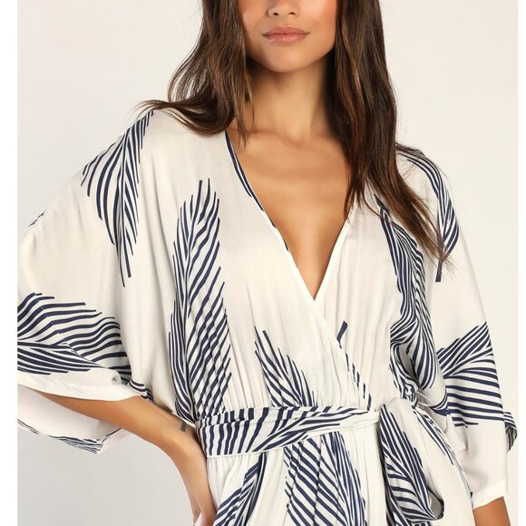 Sign of the Times White and Navy Blue Leaf Print Maxi Dress - Picture 2 of 9